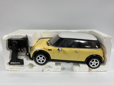 Lot 734 - A Large Scale Battery Operated Radio Control...