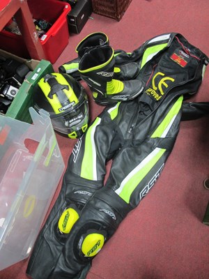 Lot 1132 - Motor Cycling RST R-18 2068R CE Leather Suit...
