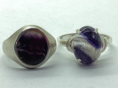 Lot 83 - A Blue John Inset Dress Ring, oval rubover set;...