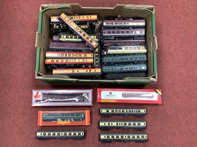 Lot 402 - Approximately Forty-Five '00' Gauge Steam Era...
