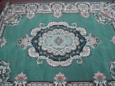 Lot 1628 - A Large Persian-style Area Rug/Carpet in Deep...