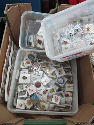 Lot 1105 - Quantity of Badges, including football badges...