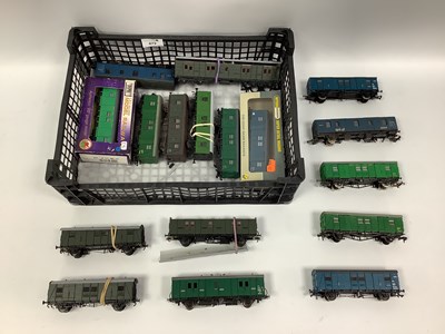 Lot 472 - Approximately Fourteen Southern Railway/Region...
