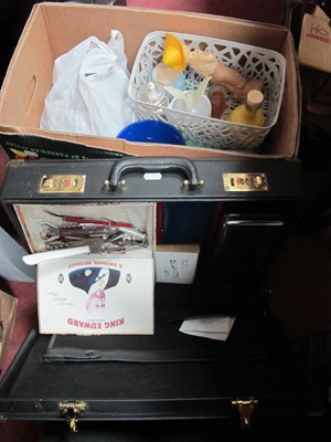 Lot 1189 - Collectables, including a briefcase containing...