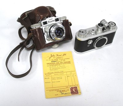 Lot 1382 - Corfield Periflex 35mm Camera with Leica copy...