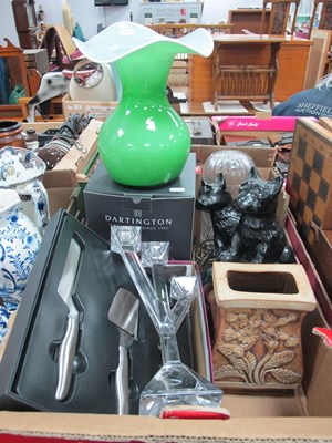 Lot 1059 - Collectables, including boxed Dartington...