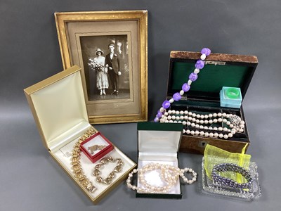 Lot 296 - Le Monde des Bijoux 925 Gilt Heart Bracelet,...