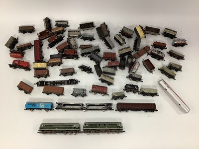 Lot 202 - Two Lima 'N' Gauge Class 31 Diesel Locomotives,...