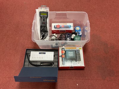 Lot 29 - A Quantity of Model Railway Control Equipment...