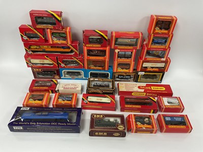 Lot 134 - An Airfix OO Gauge 0-4-2 GWR Tank Locomotive,...