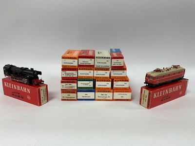 Lot 135 - A collection of boxed Kleinbahn HO scale,...