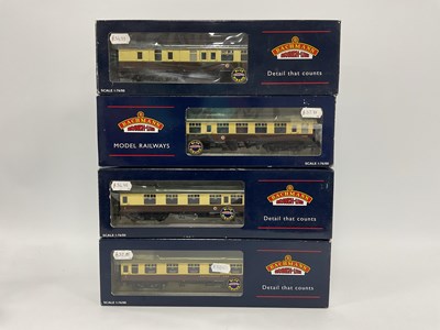 Lot 144 - Four Bachmann OO Gauge Western Region BR...