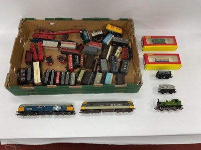 Lot 149 - Two Hornby 00 gauge Class 47 locomotives, a...