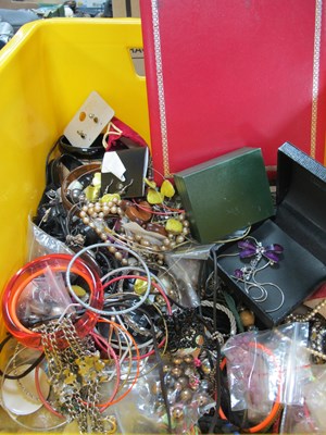 Lot 1162 - A Quantity of Modern Costume Jewellery :- One Box