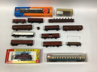 Lot 474 - A boxed Fleischmann HO scale Class 261 Diesel...