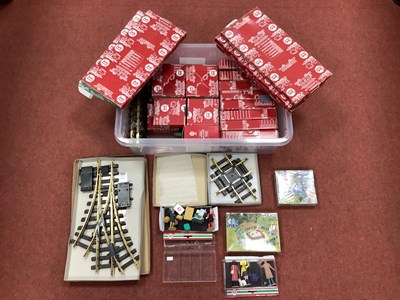 Lot 353 - A collection of LGB G scale, including a boxed...