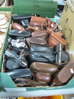 Lot 1159 - Quantity of Vintage Film Cameras, including...