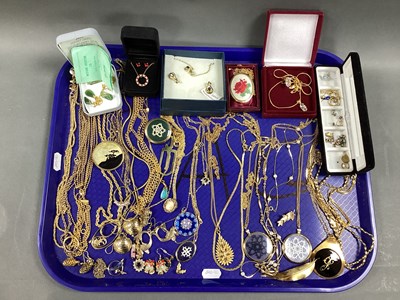 Lot 289 - A Collection of Gilt Metal Jewellery,...