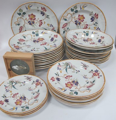 Lot 1292 - Georgetown Collection of Wedgwood "Devon Rose"...