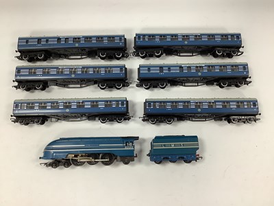 Lot 604 - A Hornby 00 gauge "Coronation Scot" train...