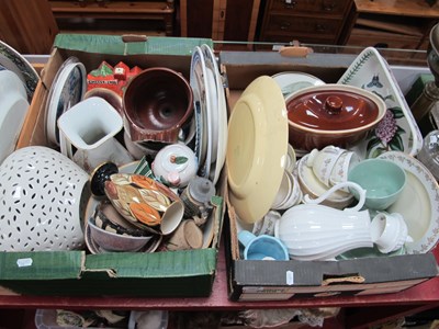 Lot 1057 - Worcester Coffee Pot, Colclough tea set, Old...
