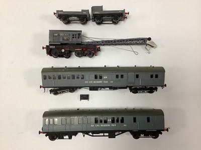 Lot 323 - A scratch/kit-built 00 gauge Southern Railway...