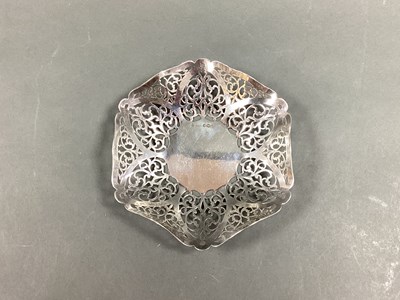 Lot 63 - Pinder Brothers; A Hallmarked Silver Trinket...