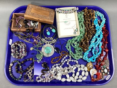 Lot 290 - A Collection of Polished Hardstone and Other...