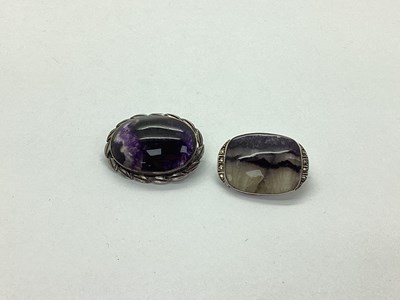 Lot 115 - An Oval Blue John Brooch, oval cabochon collet...
