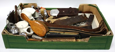 Lot 1475 - Shaving Items, including strops, shaving mugs,...