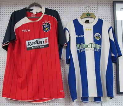 Lot 473 - Mitre Huddersfield Town Red Away Shirt with...