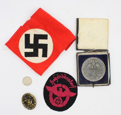 Lot 625 - WWII German Third Reich Black Wound Badge,...