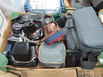 Lot 1101 - Cameras; Canon EOS 500 with attached EF...