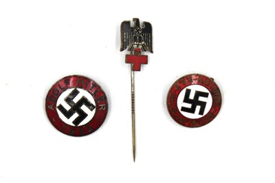 Lot 628 - WWII German Third Reich NSDAP Badge, stamped...