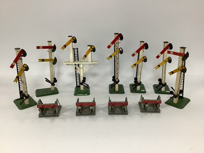 Lot 584 - A Quantity of Post-War Hornby 'O' Gauge...