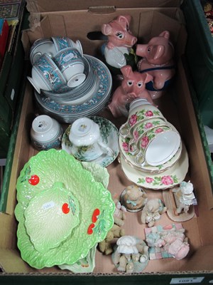 Lot 1081 - Ceramics, including Wedgwood W2714...