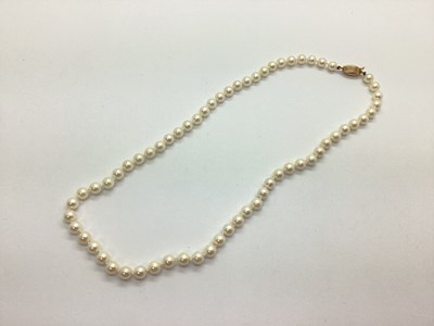 Lot 189 - A Modern Single Strand Pearl Bead Necklace,...