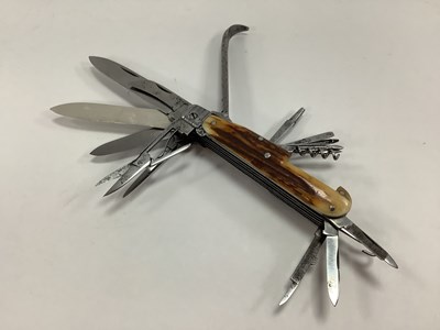 Lot 512 - Seventeen Piece Multi Tool Folding Pocket...