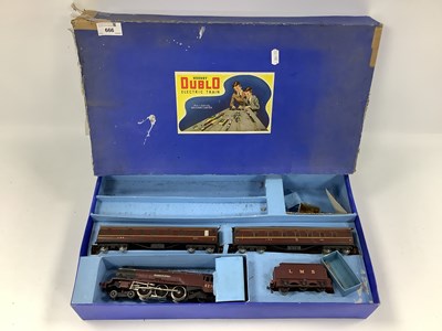 Lot 666 - A Boxed Hornby-Dublo Three-Rail '00' Gauge...