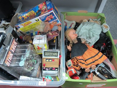 Lot 1070 - A collection of plastic model figures, diecast...