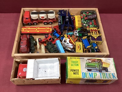 Lot 595 - A Quantity of Diecast Plastic Model Vehicles,...