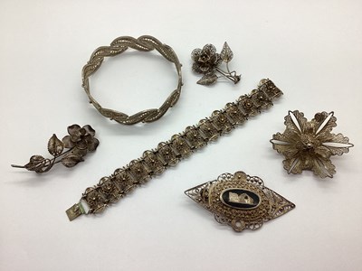 Lot 147 - A Decorative Floral Filigree Panel Bracelet,...