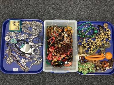 Lot 251 - A Large Mixed Lot of Assorted Costume...