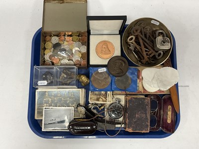 Lot 1450 - Collectables, including assorted medals...