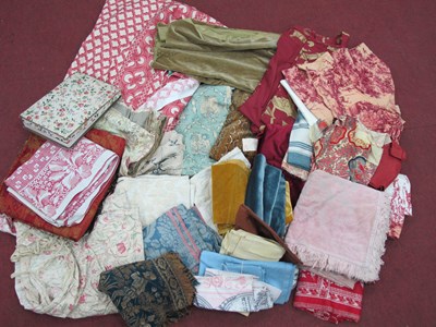 Lot 1283 - A Large Quantity of Vintage Upholstery and...