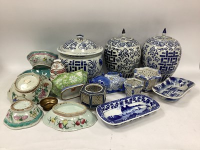 Lot 1162 - Oriental - Ginger jars, pot pourri, Chinese...