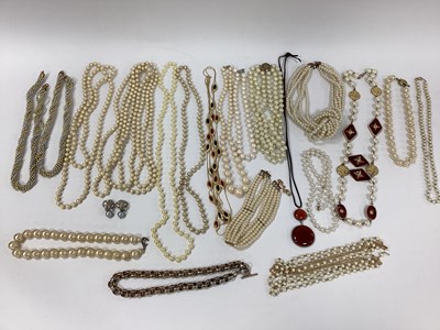 Lot 1341 - Assorted Costume Imitation Pearl Bead...