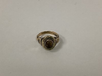 Lot 1357 - An Antique Single Stone Dress Ring, oval...