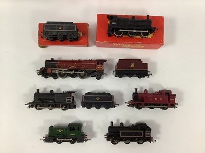 Lot 364 - Six Triang 00 gauge locomotives, including:...