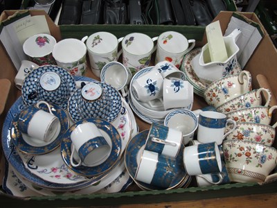 Lot 1109 - Staffordshire Pottery Apsley Pellatt & Co...
